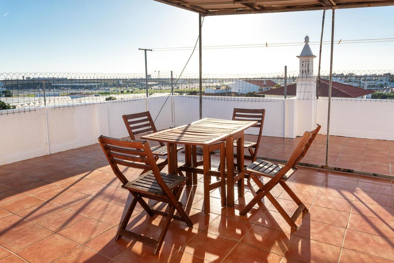 Blife Marya Private Rooms - Airport Stay FAO Exterior foto